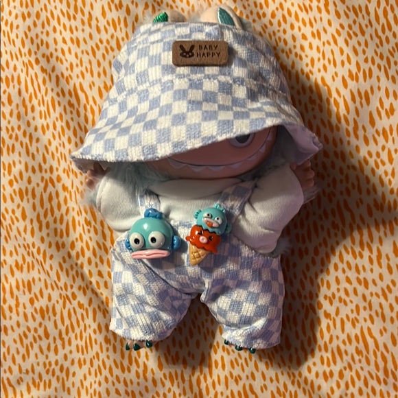 Labubu outfit (doll not included) - Picture 2 of 5